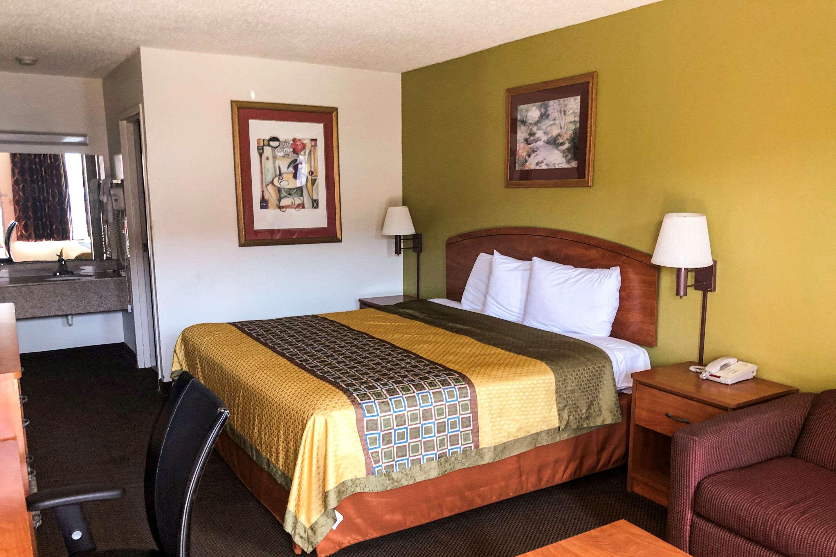קרלייל Econo Lodge מראה חיצוני תמונה